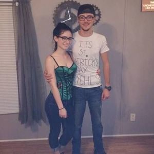 Meet your Posher, Alexis